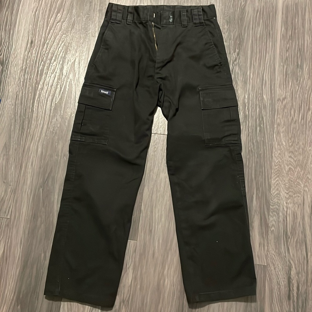 black skater pants